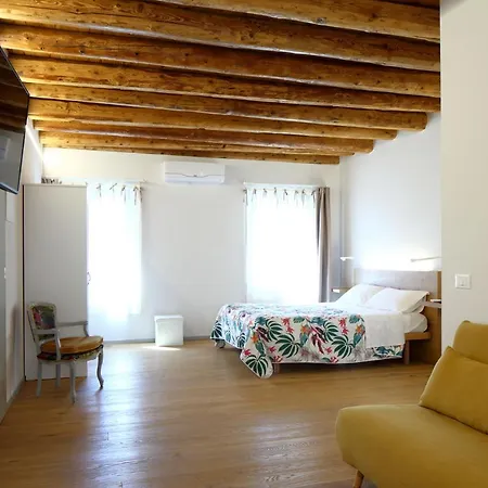Bed & Breakfast Le Zitelle Di Ron