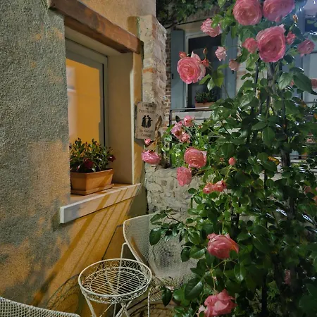 Le Zitelle Di Ron 4*