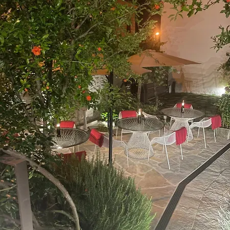 Le Zitelle Di Ron Alojamento de Acomodação e Pequeno-almoço 4*