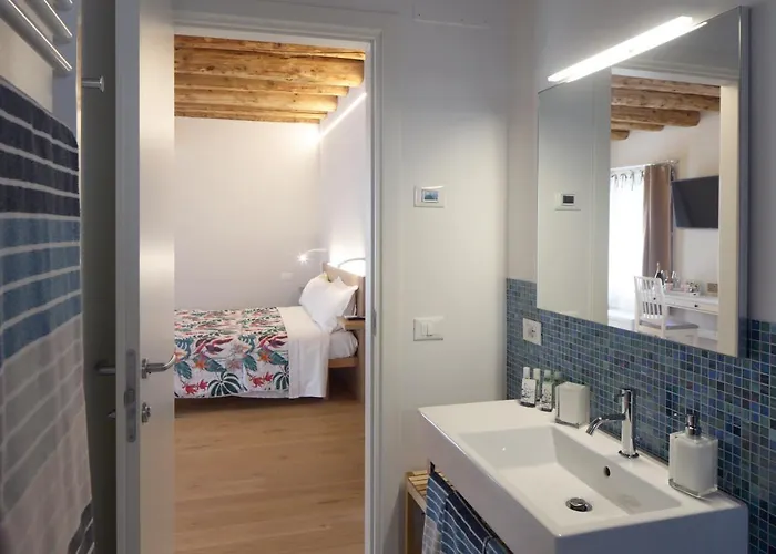 Le Zitelle Di Ron Bed and Breakfast 4*