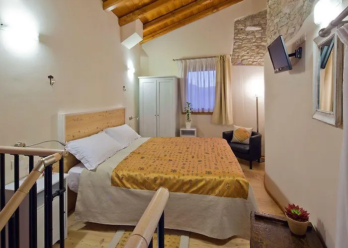 Le Zitelle Di Ron Bed & Breakfast