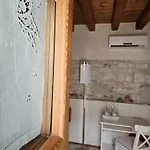 Alojamento de Acomodação e Pequeno-almoço Le Zitelle Di Ron 4*