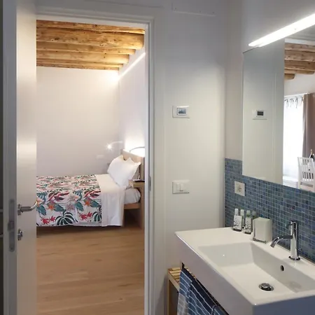 Le Zitelle Di Ron Bed & Breakfast 4*
