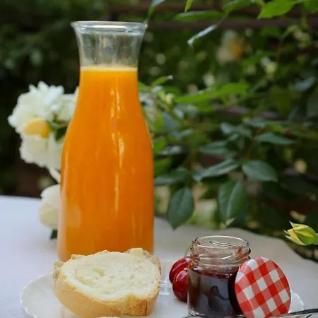 Bed & Breakfast Le Zitelle Di Ron 4*