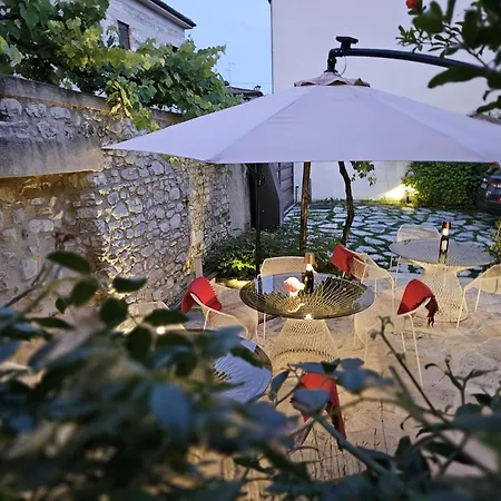 Bed & Breakfast Le Zitelle Di Ron *